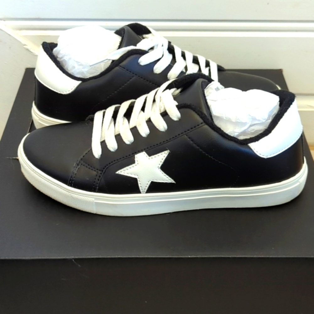 Star Sneakers
